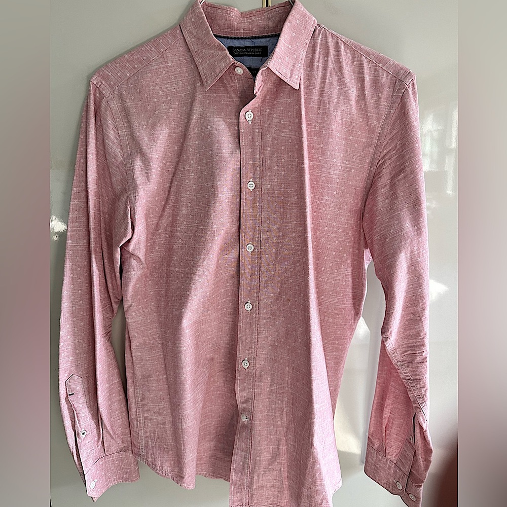 Banana Republic Grant Fit Custom Wash shirt-M